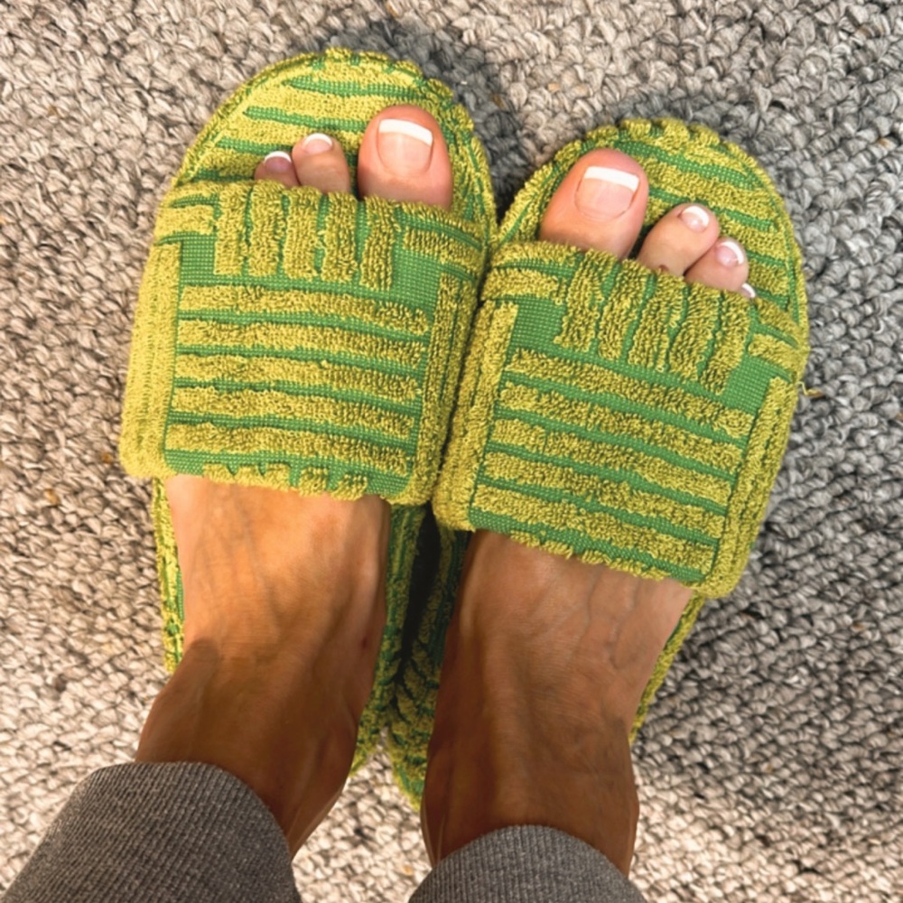 Bottega Veneta green stripe terry slide sandal size 38.5